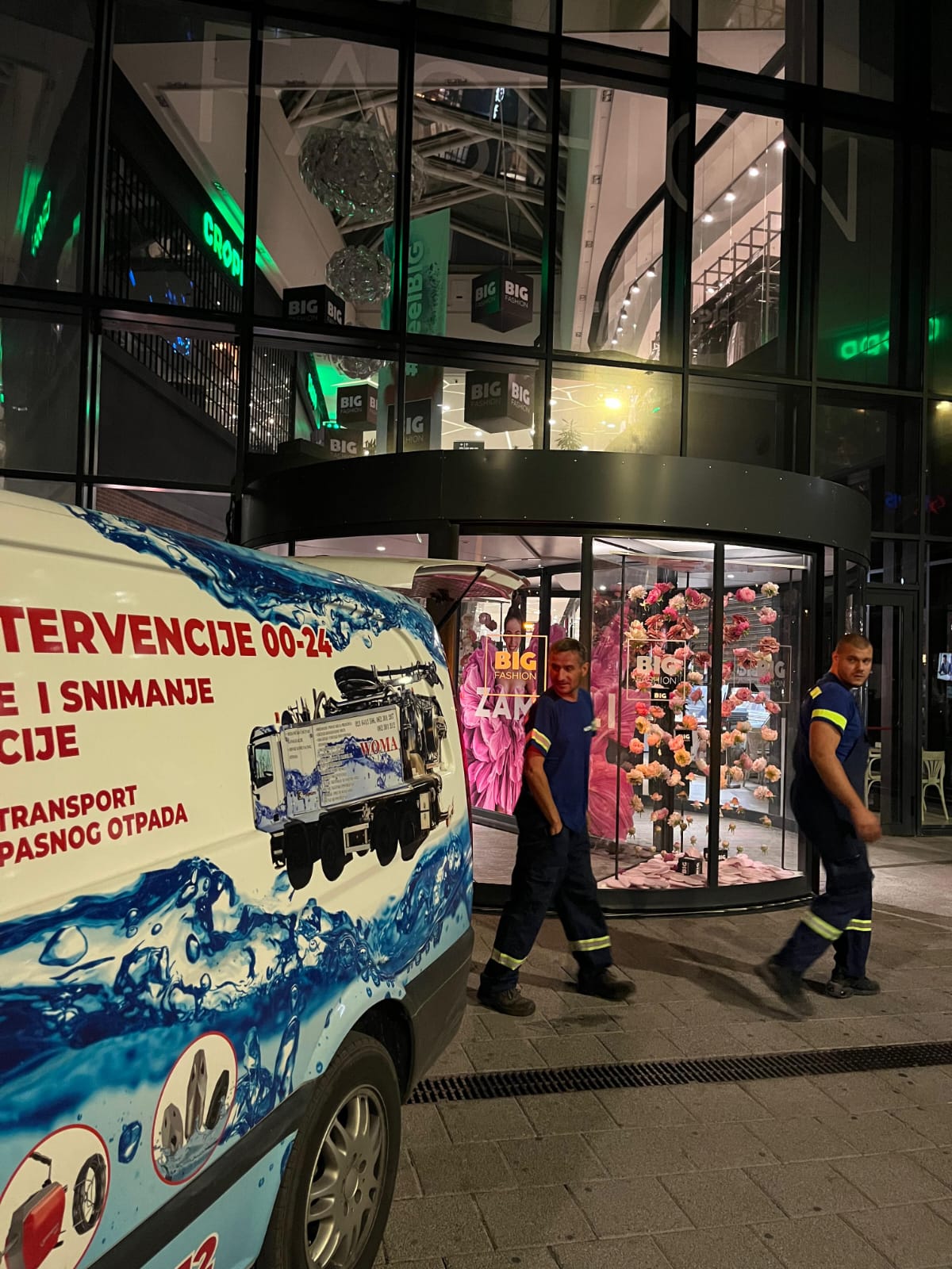 Woma – odgušenje kanalizacije, slika 2